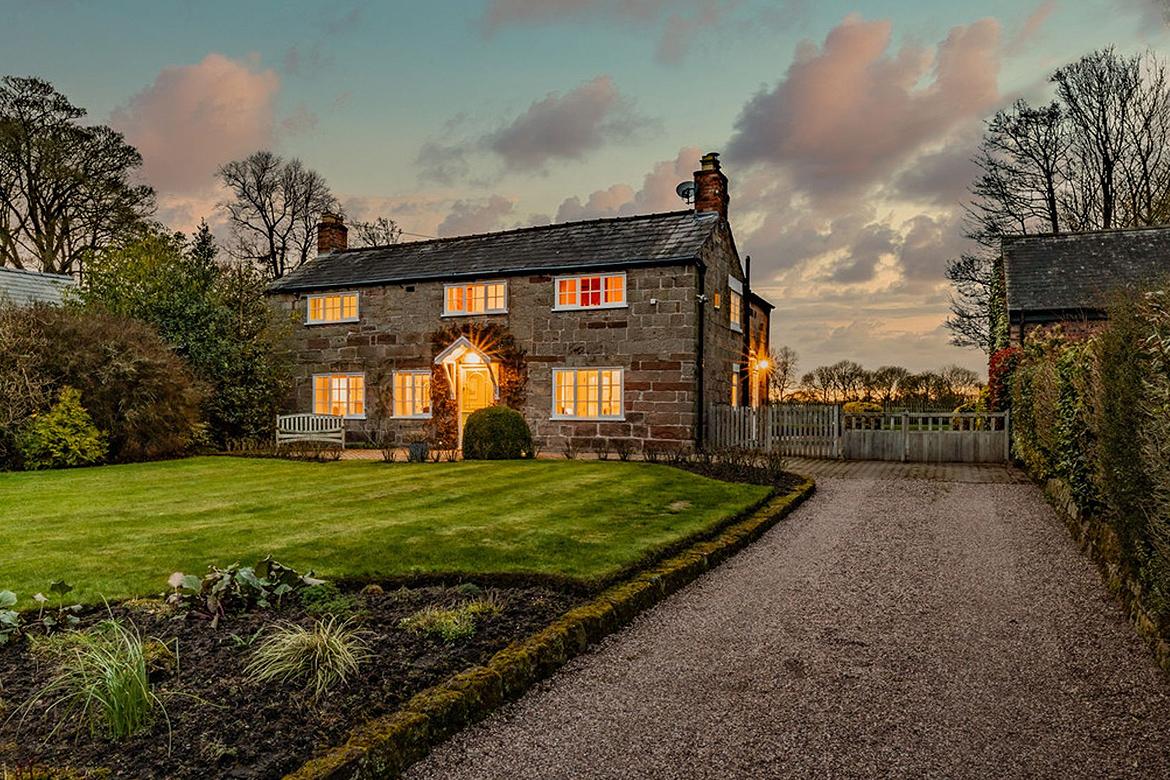 Acorn Cottage property video thumbnail
